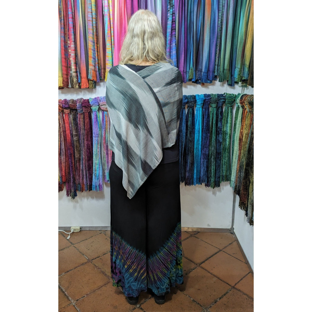 Infinity Front Lightweight Bamboo Poncho, No Fringes, One Size - A Thread of Hope Guatemalan Fair Trade